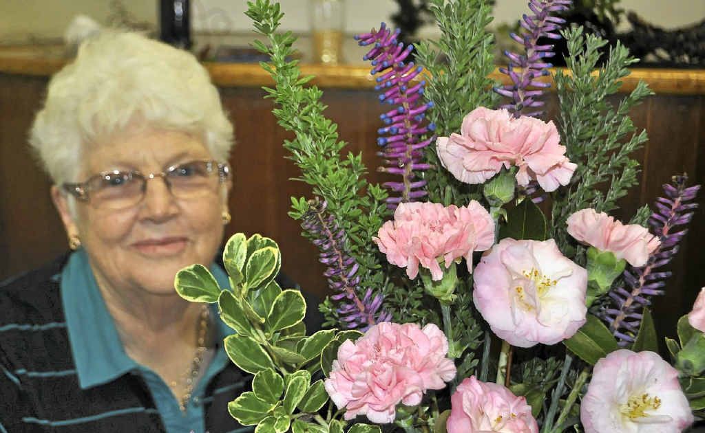 Val Grayson demonstrates her handiwork when it comes to floral arrangements at the Gardening Extravaganza. Val Grayson demonstrates her handiwork when it comes to floral arrangements at the Gardening Extravaganza.